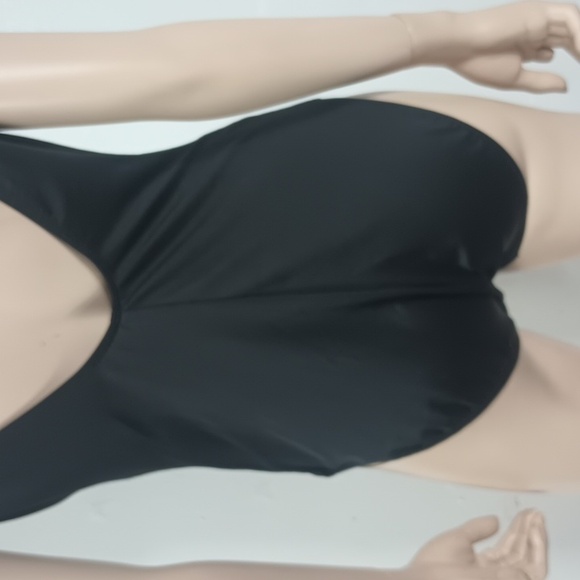 🌸MIRACLESUIT BTHING SUIT - Picture 8 of 9